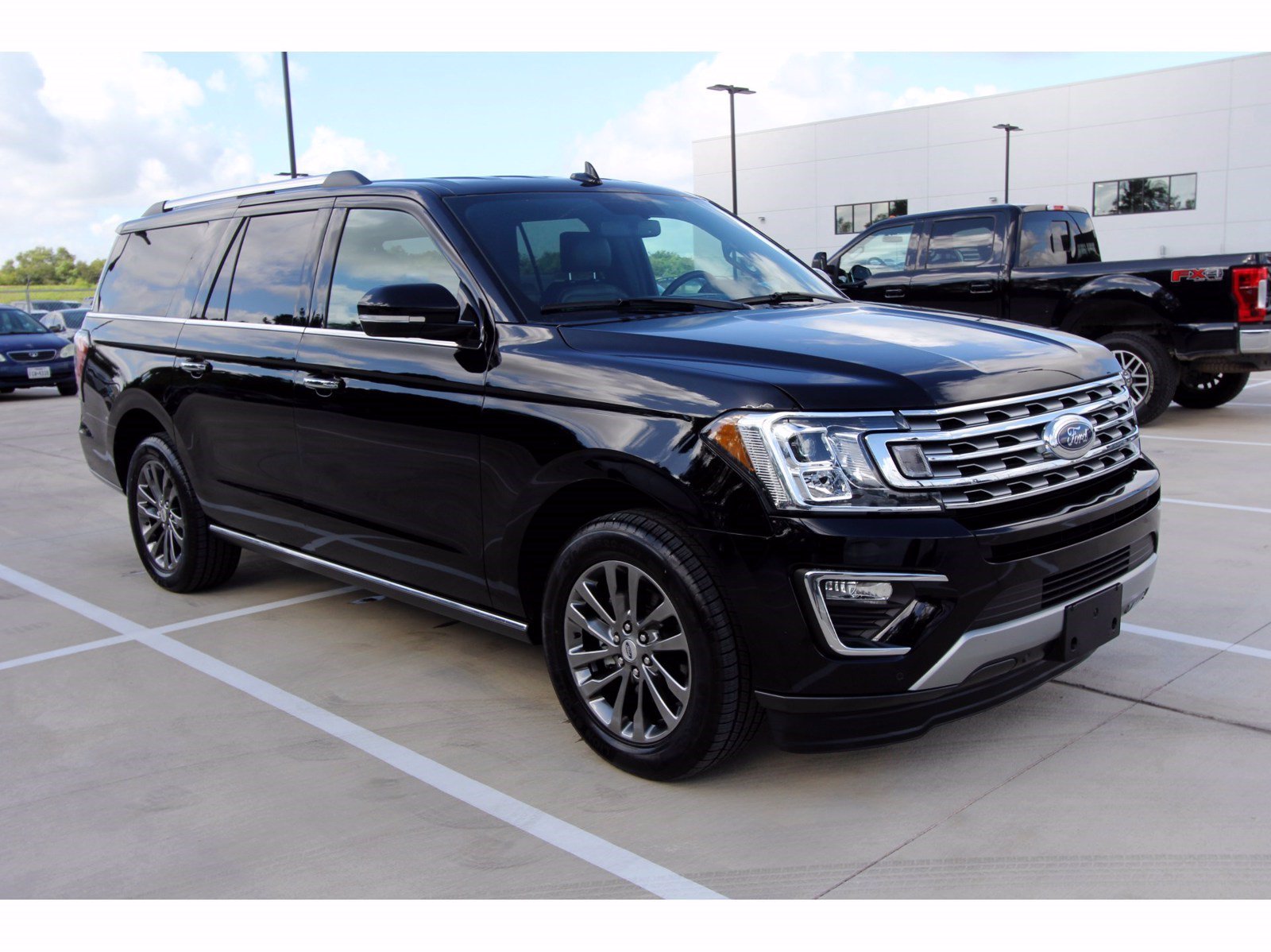 Pre-Owned 2019 Ford Expedition Max Limited 4×2 RWD Sport Utility