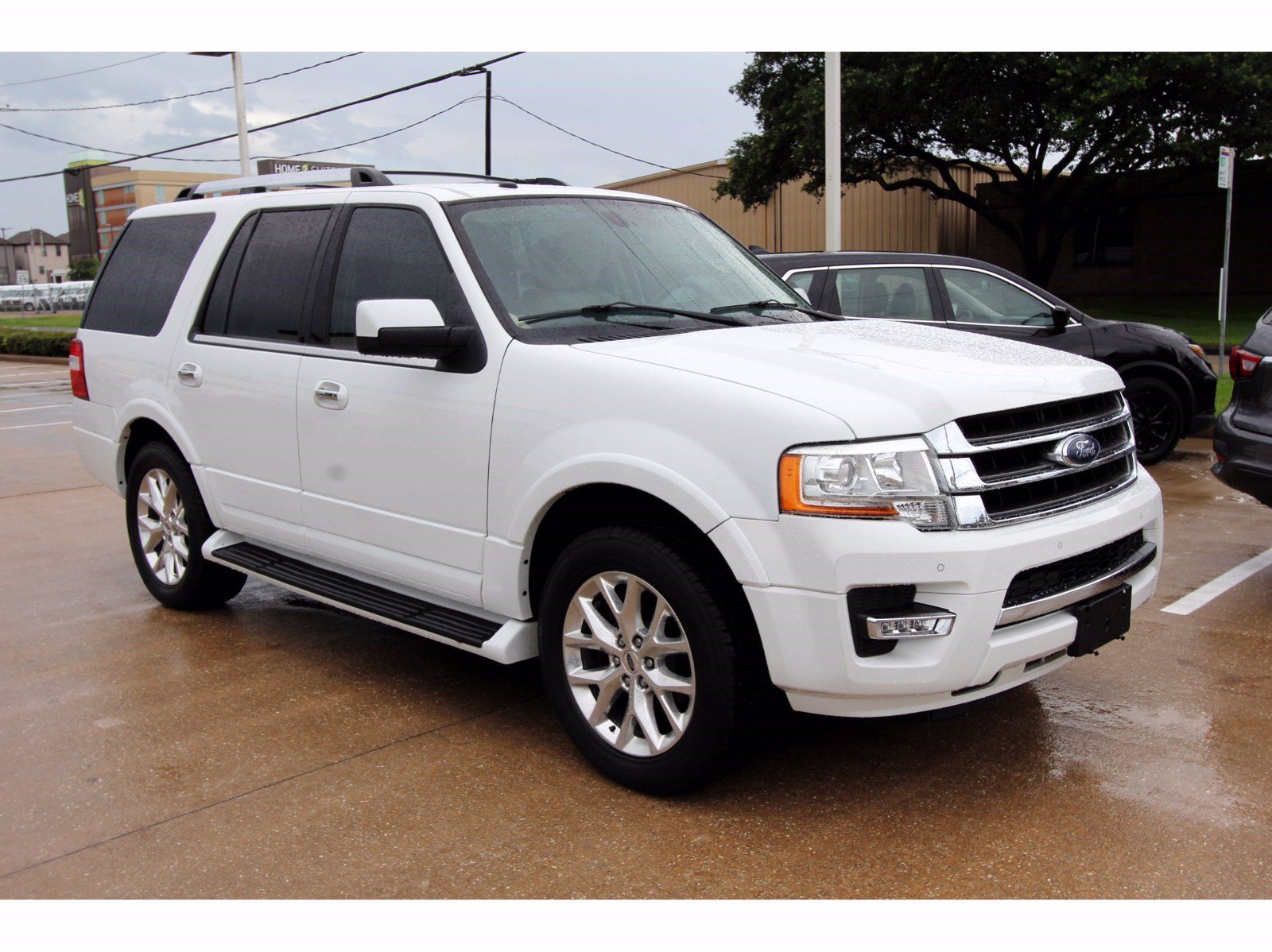 Pre-Owned 2016 Ford Expedition 2WD 4dr Limited RWD Sport Utility